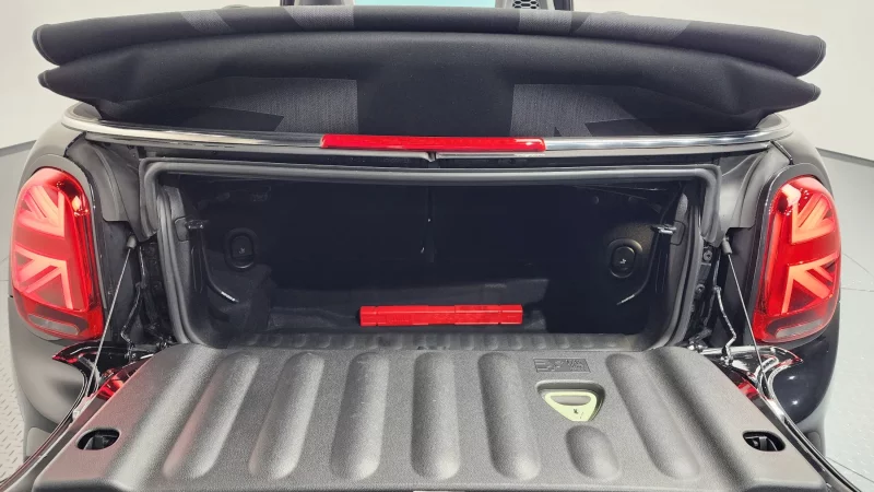 MINI Cooper Convertible