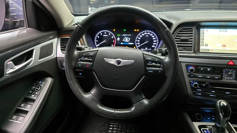 Hyundai Genesis