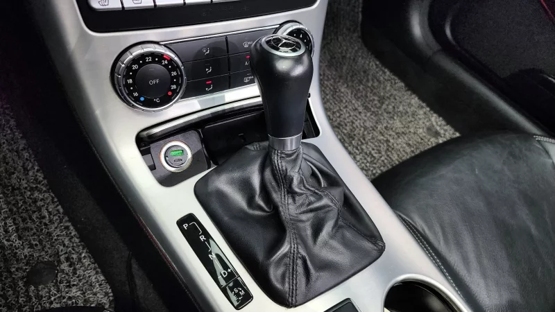 Mercedes-Benz SLK-Class