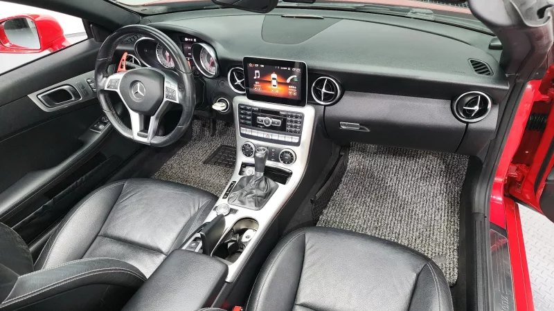 Mercedes-Benz SLK-Class