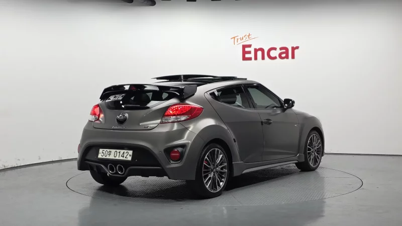 Hyundai Veloster