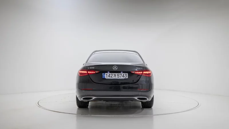 Mercedes-Benz C-Class