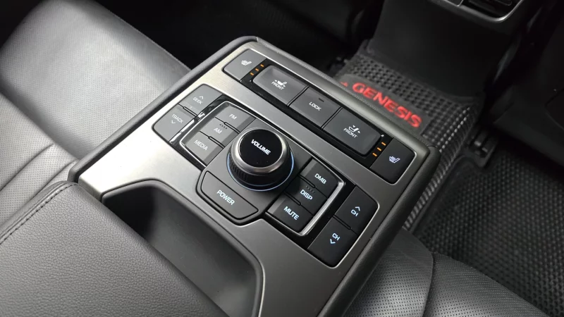 Hyundai Genesis