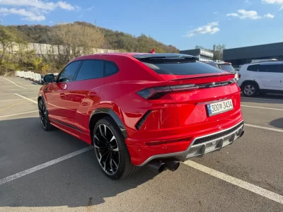 Lamborghini URUS