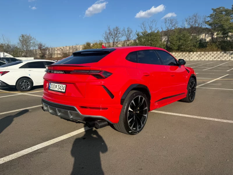 Lamborghini URUS