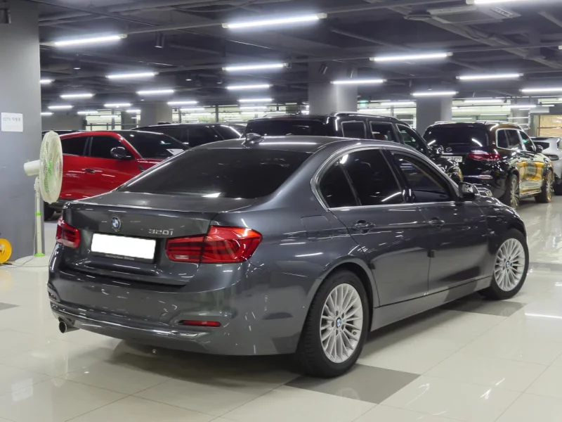 BMW 3-Series