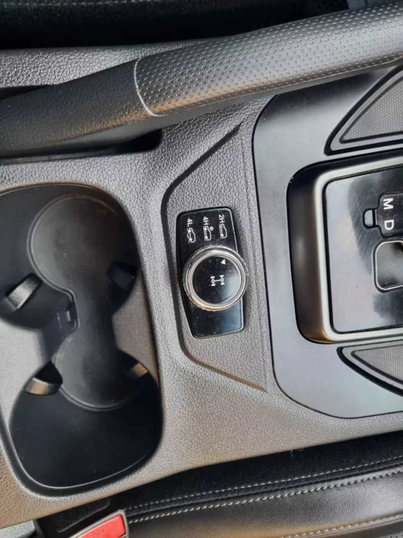 SsangYong Rexton Sports Khan