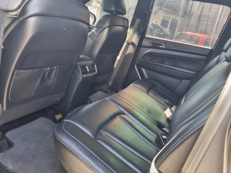 SsangYong Rexton Sports Khan