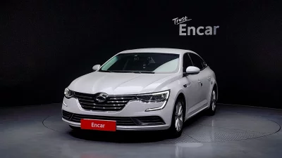Renault SM6