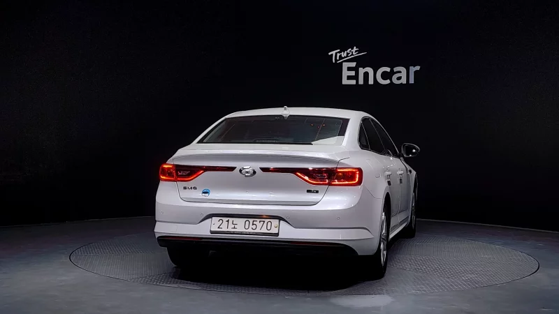 Renault Samsung SM6