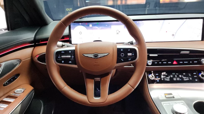 Genesis GV70
