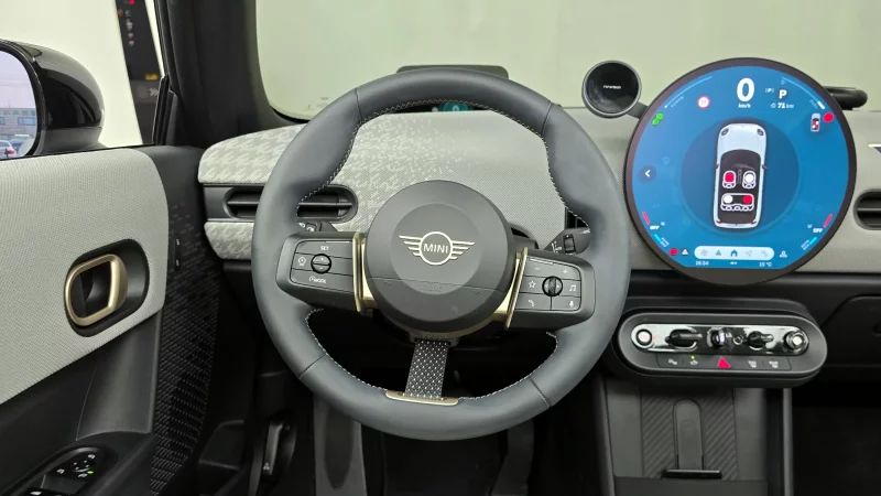 MINI Cooper Convertible