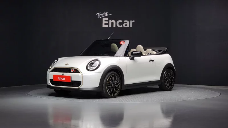 MINI Cooper Convertible