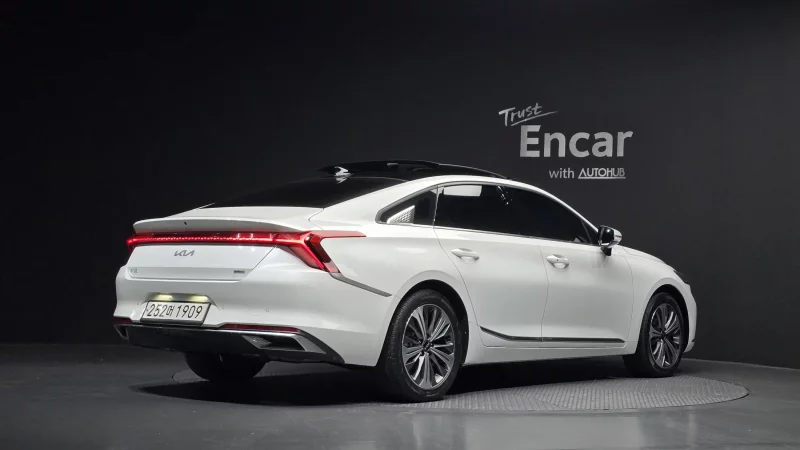 Kia K8