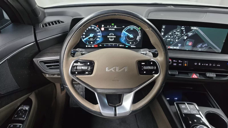 Kia K8
