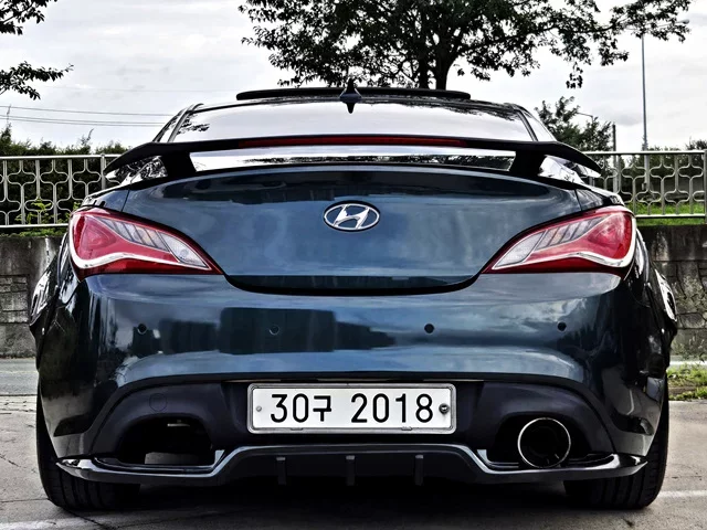 Hyundai Genesis