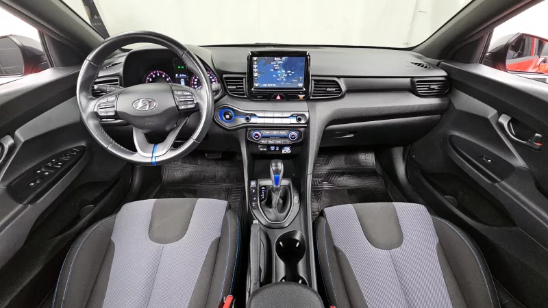 Hyundai Veloster