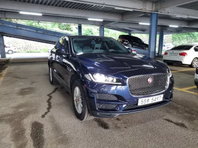 Jaguar F-Pace