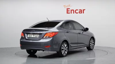 Hyundai Accent