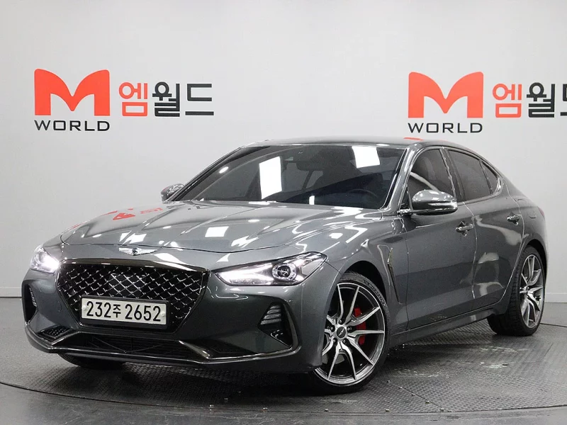 Genesis G70