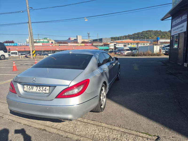 Mercedes-Benz CLS-Class