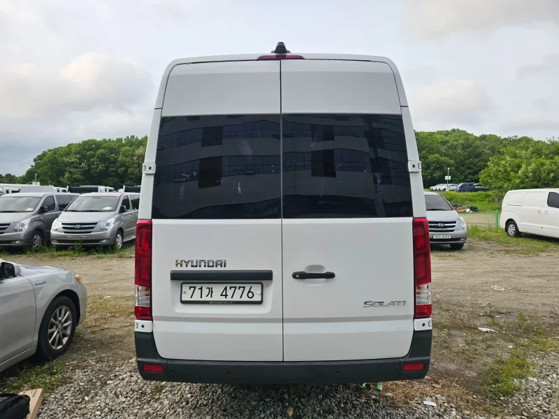 Hyundai H1