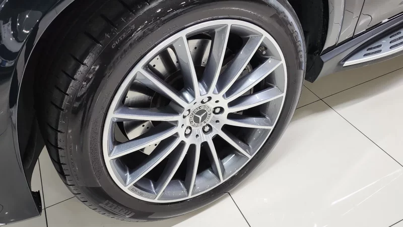 Mercedes-Benz GLE-Class