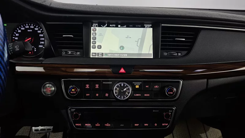 Kia K7