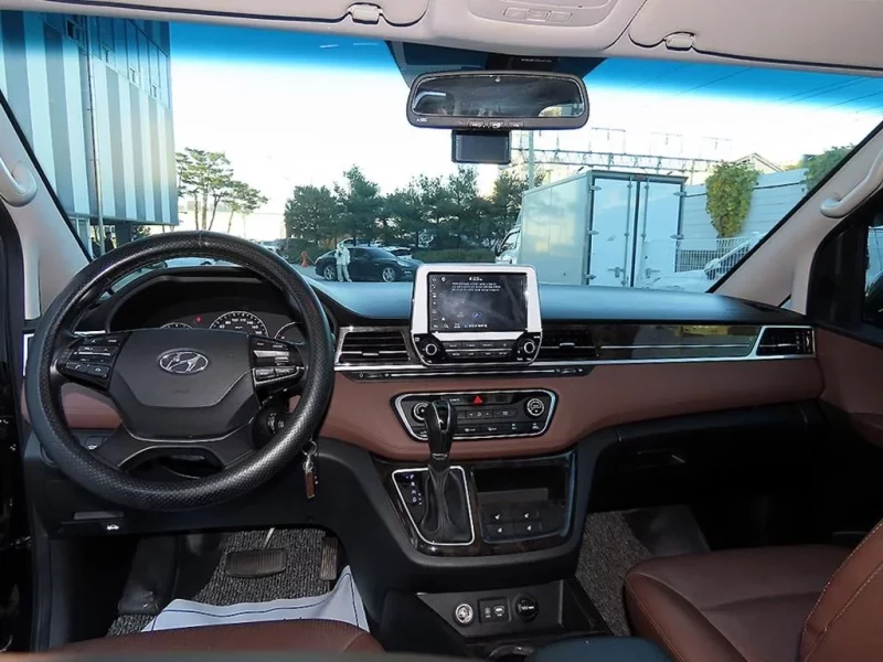 Hyundai Grand Starex