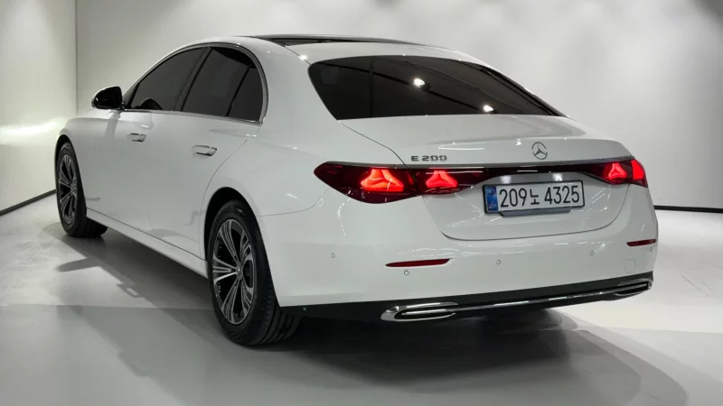 Mercedes-Benz E-Class