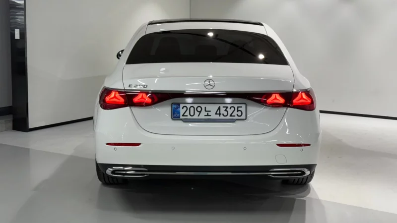 Mercedes-Benz E-Class