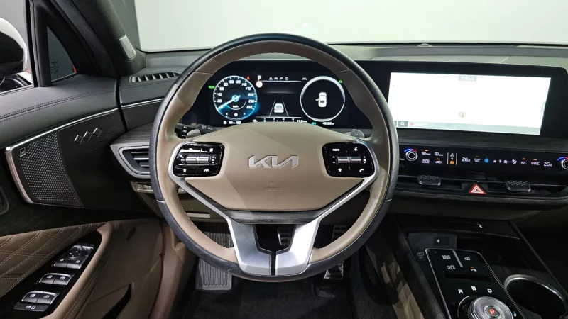 Kia K8