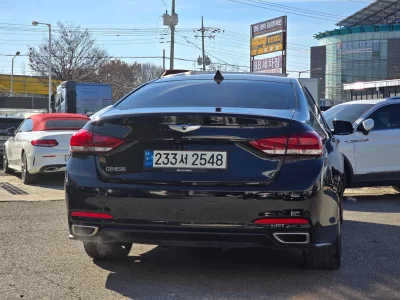 Hyundai Genesis