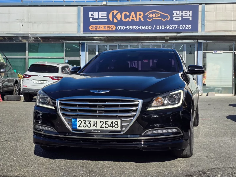 Hyundai Genesis