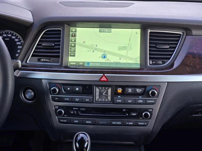 Hyundai Genesis