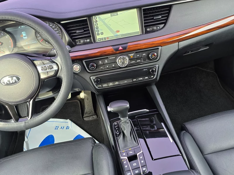 Kia K7