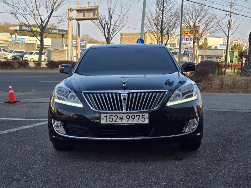 Hyundai Equus