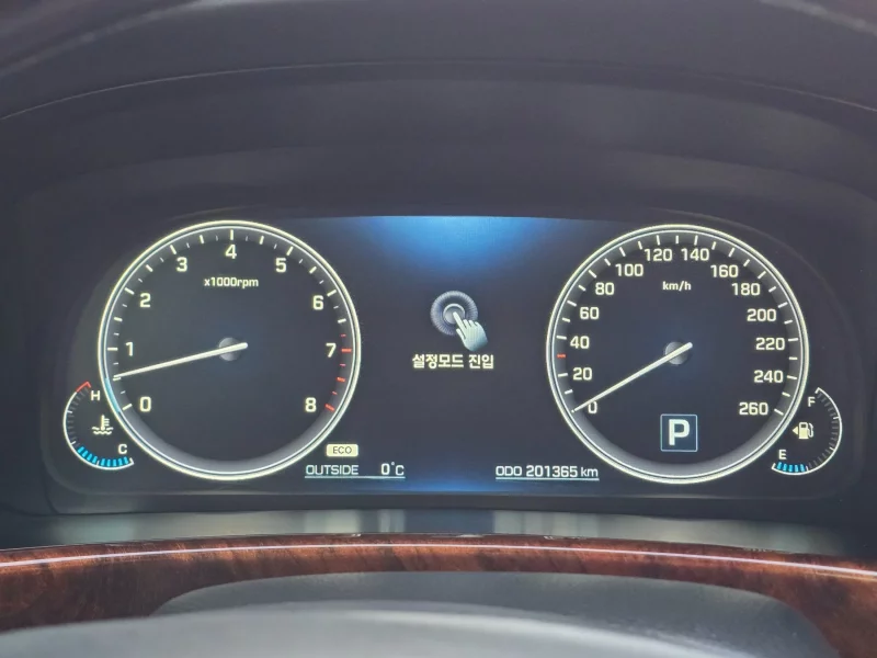 Hyundai Equus