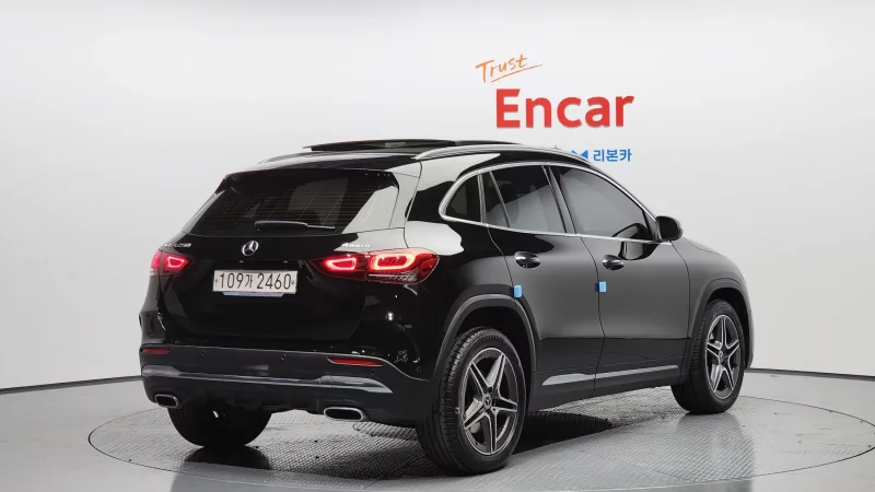 Mercedes-Benz GLA-Class