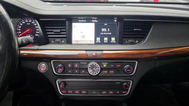 Kia K7