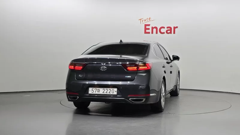 Kia K7