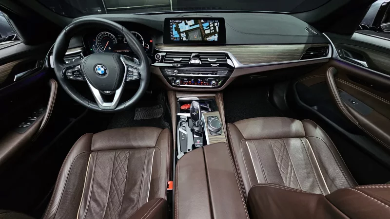 BMW 5-Series