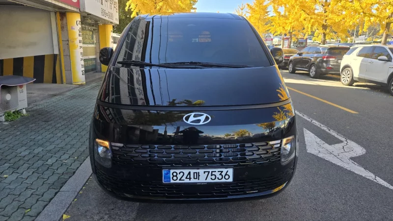 Hyundai Staria
