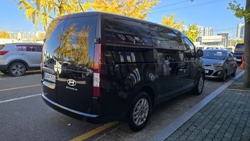 Hyundai Staria