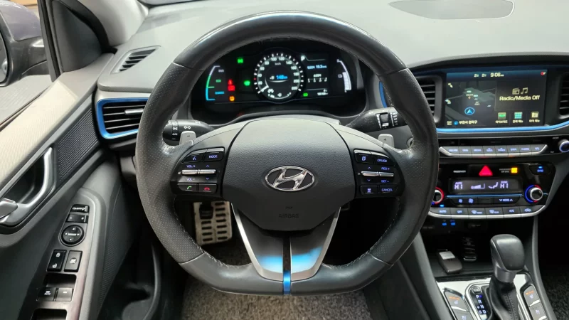 Hyundai Ioniq