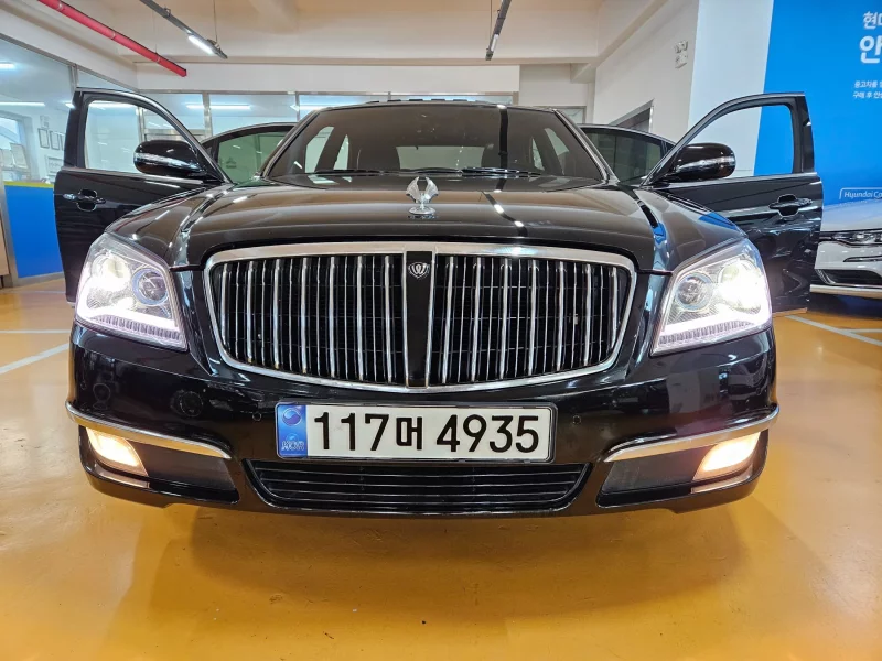 SsangYong Chairman W