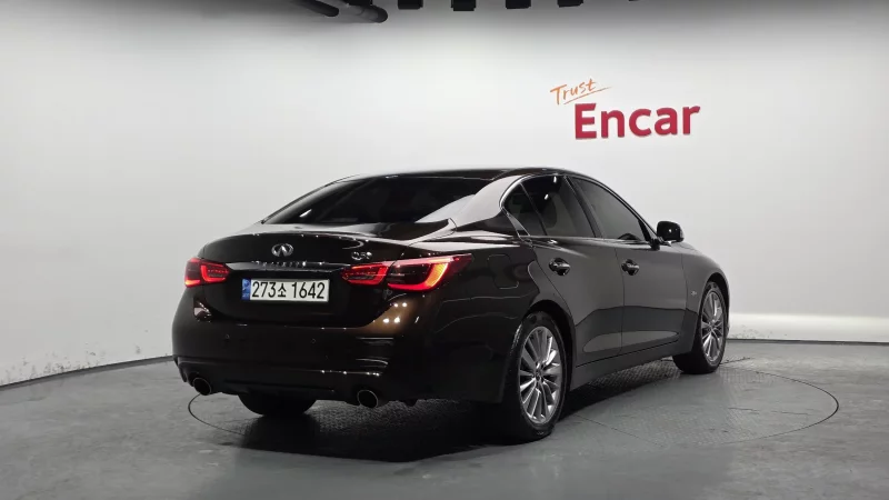 Infiniti Q50