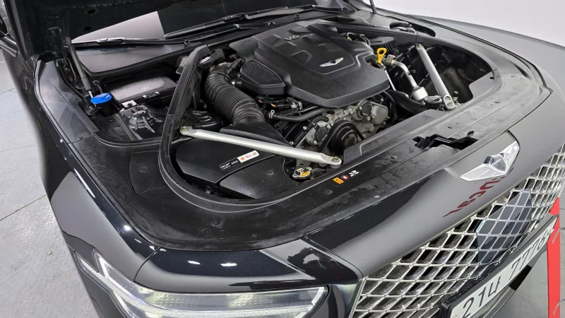 Genesis G90