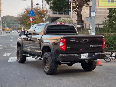 Toyota TUNDRA