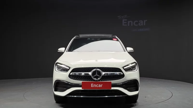 Mercedes-Benz GLA-Class